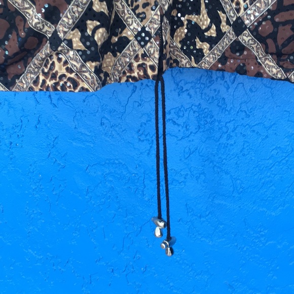 Chic Reversible Jacket! - Picture 4 of 11